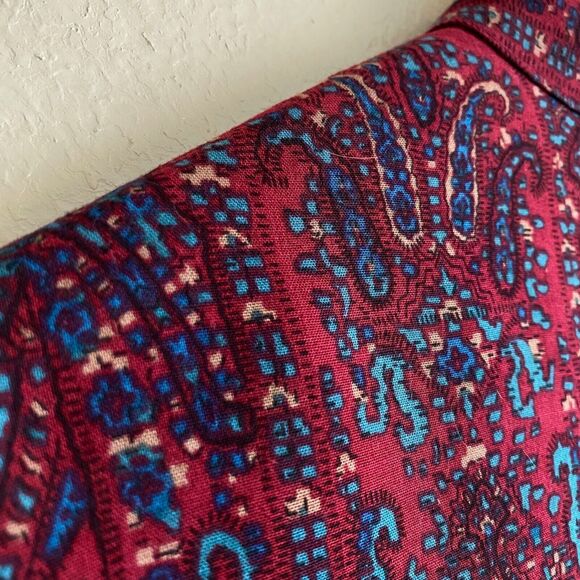 VTG Neiman Marcus Evan-Picone Women's M Blouse Buttons Off Center Paisley Dark - Picture 5 of 10